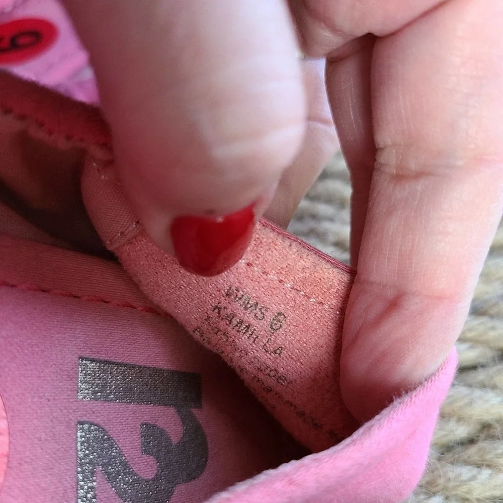 R2 | FLORAL DETAIL FLATS - Picture 7 of 10